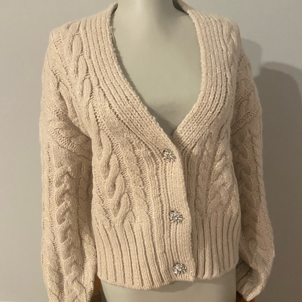 New heavy warm cardigan crop sweater size M